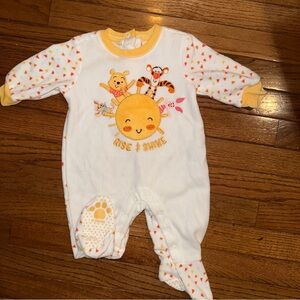 Winnie the Pooh, Rise and Shine Disney Baby, Footie Sleeper, Size 3-6 Months